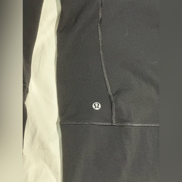 ⭐️Like New⭐️ Lululemon Stride Jacket II- Size 8 - Picture 9 of 13